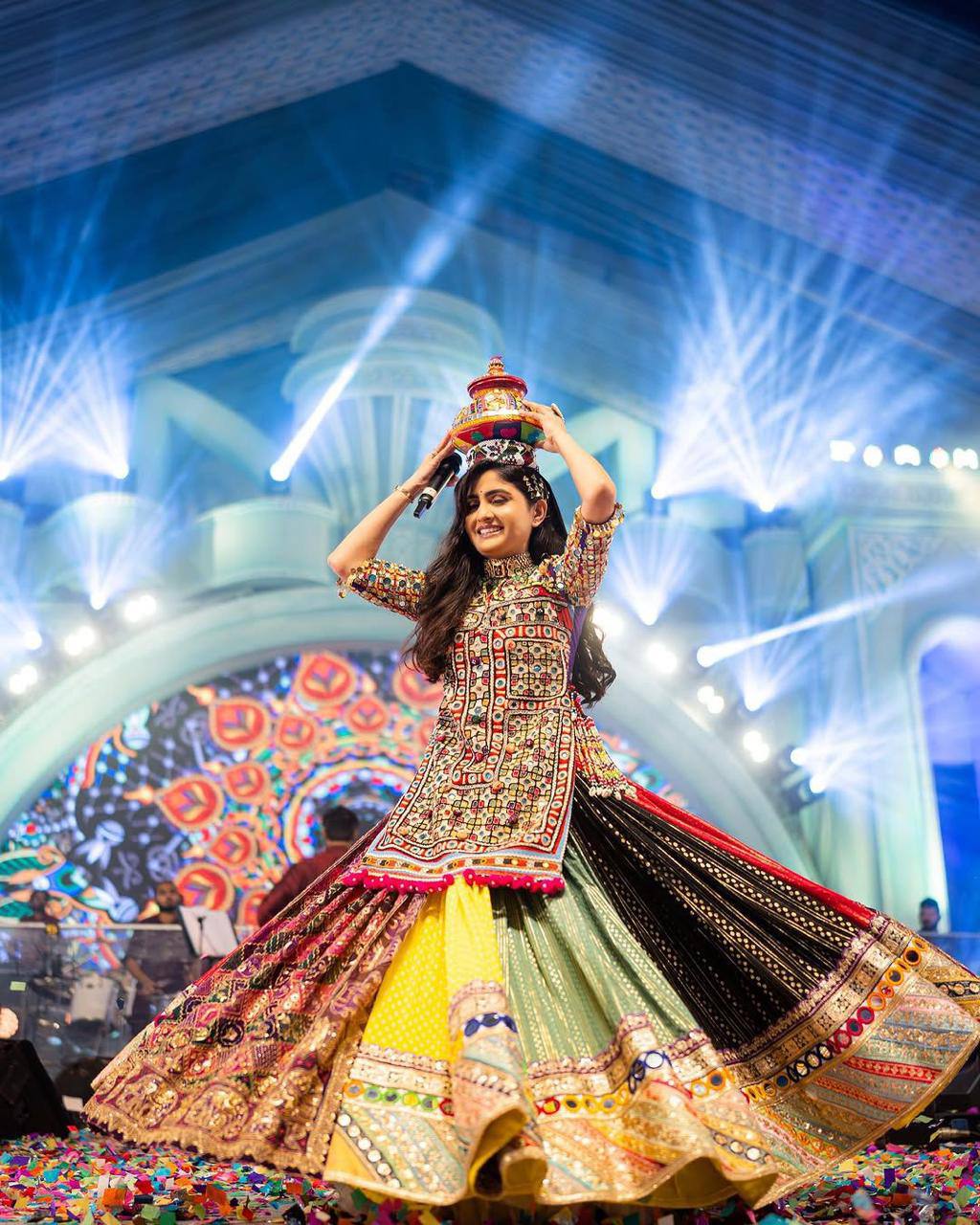 SPECIAL CELEBRITY TRENDING NAVRATRI SPECIAL CHANIYA CHOLI β€οΈπ